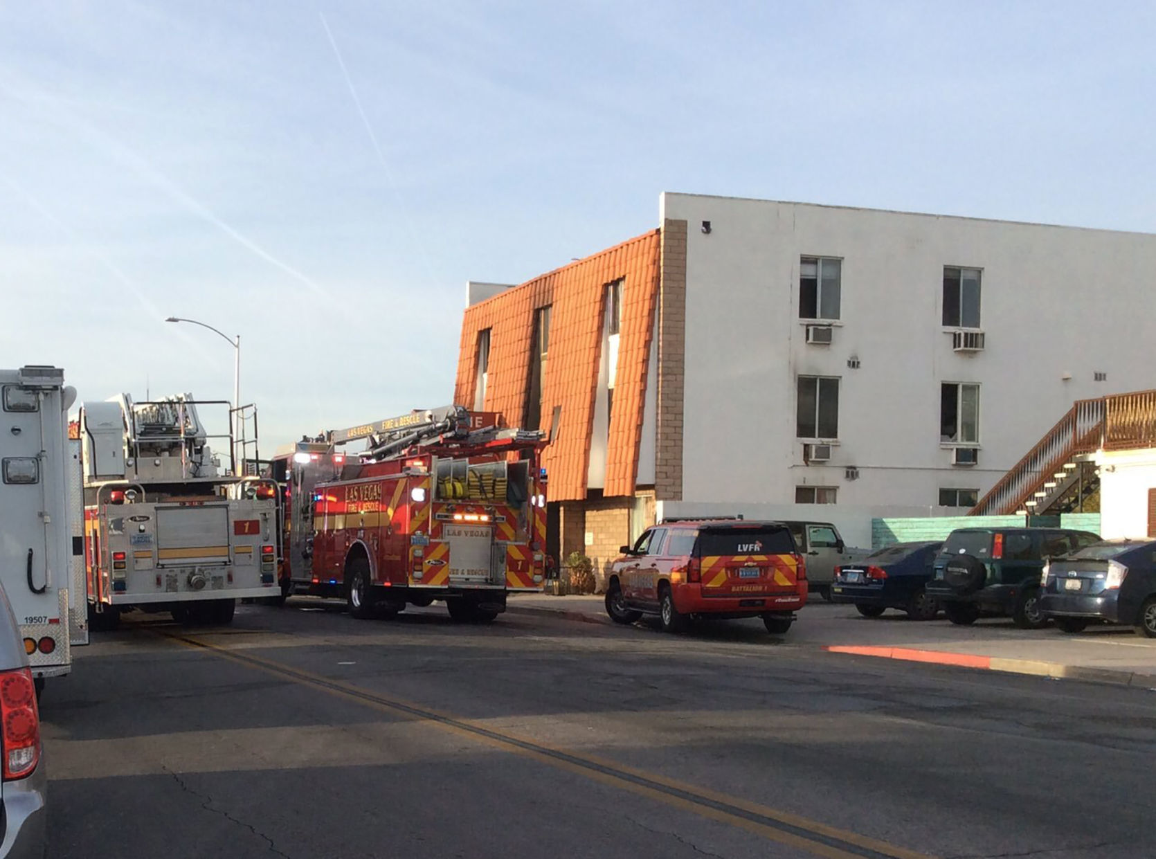 Vegas-Deadly Apartment-Fire
